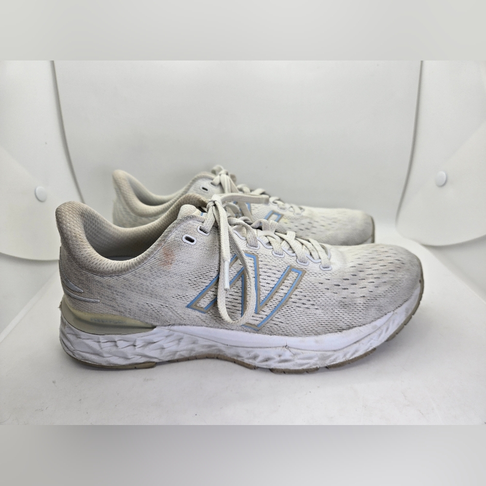 New Balance Fresh Foam 880 V11 Shoes Women's 9 B White Running Athletic Sneakers